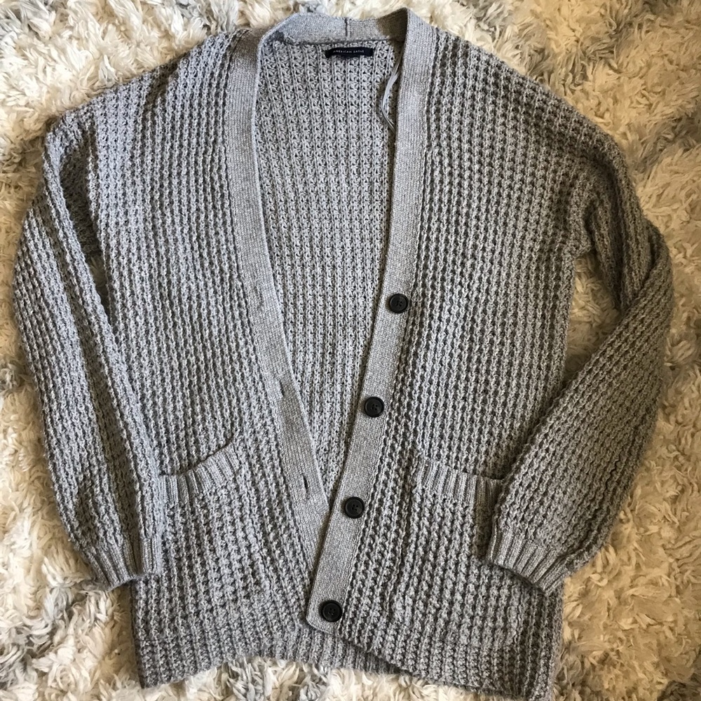 NEVER BEEN WORN American Eagle Small grey cardigan